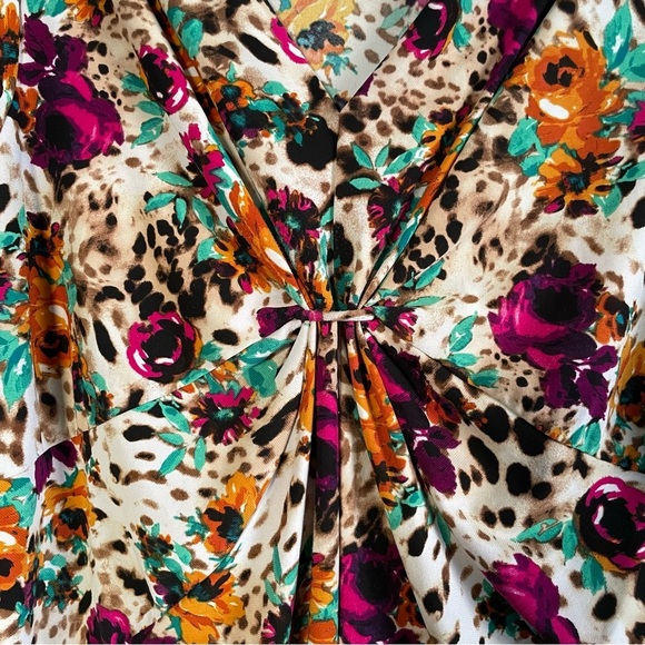 Cheetah Floral‎ Ruched Bust Blouse CJ Banks Size 1X leopard cheetah plum - Picture 2 of 8